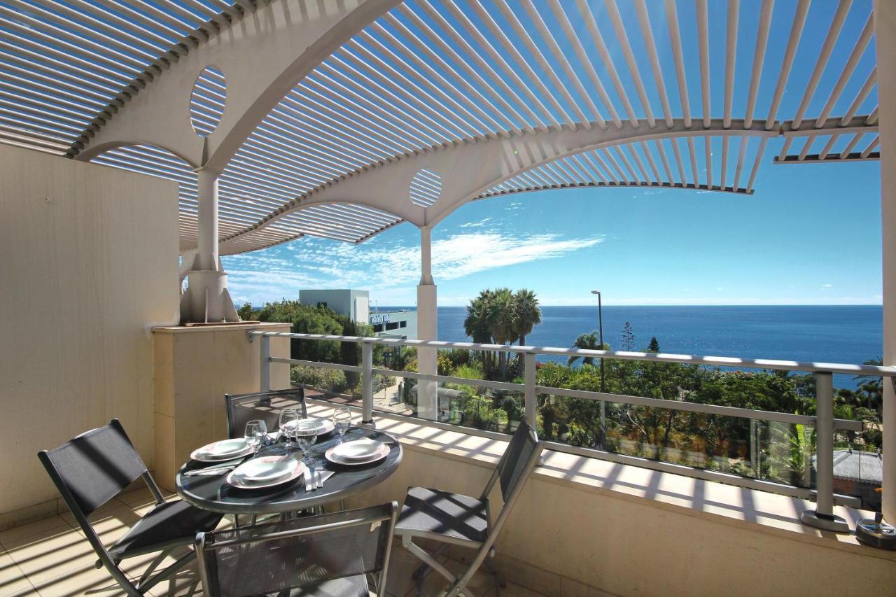 Oceanside Terrace Apartment By Holiday Rental Madeira ฟุงชาล ภายนอก รูปภาพ