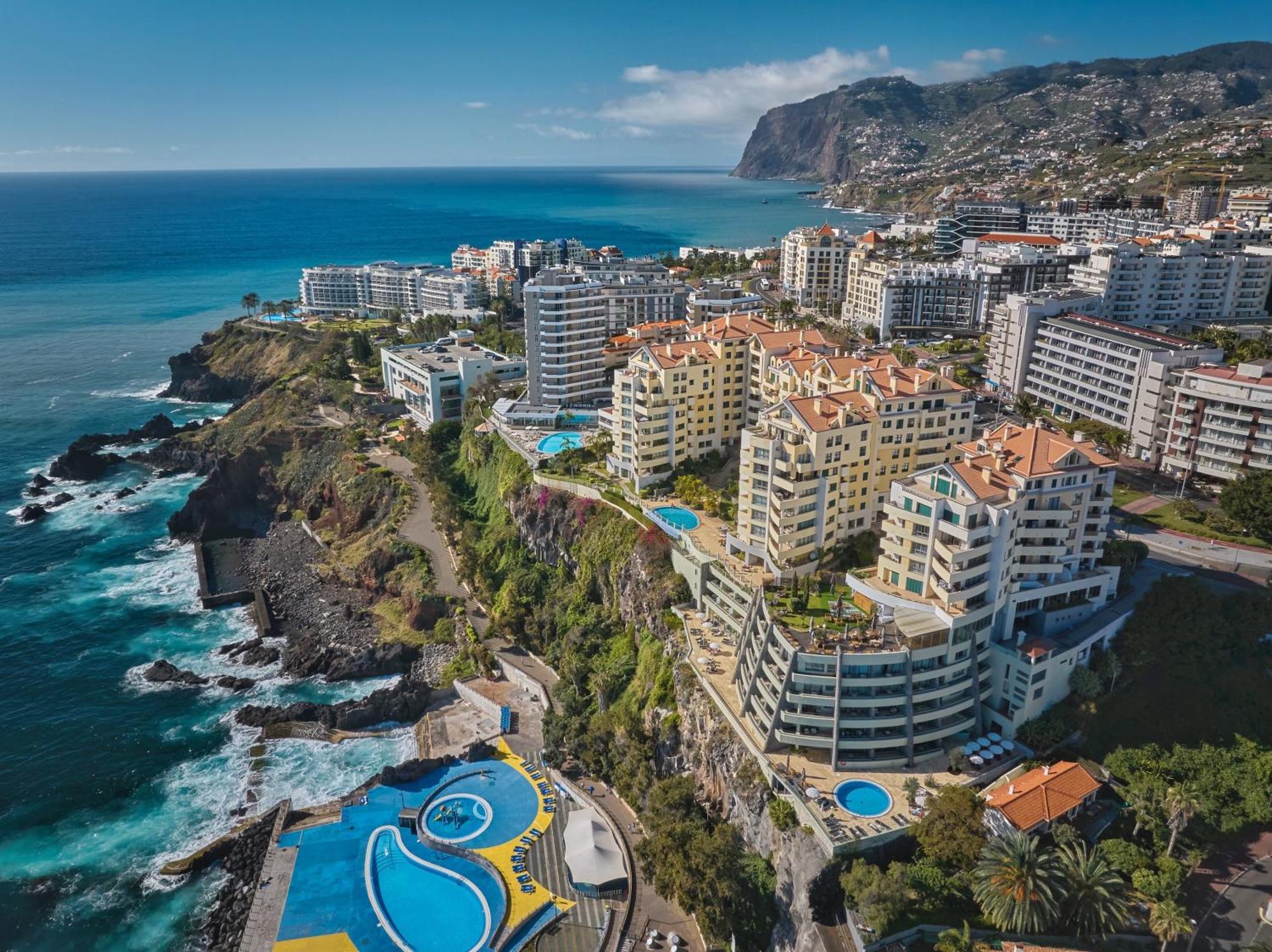 Oceanside Terrace Apartment By Holiday Rental Madeira ฟุงชาล ภายนอก รูปภาพ