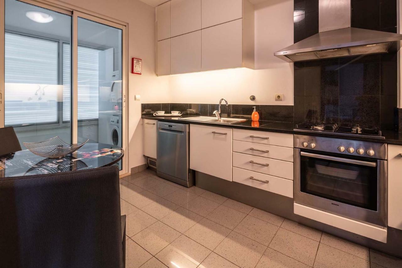 Oceanside Terrace Apartment By Holiday Rental Madeira ฟุงชาล ภายนอก รูปภาพ